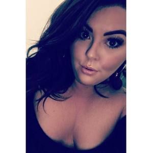 Meet your Posher, Alicia